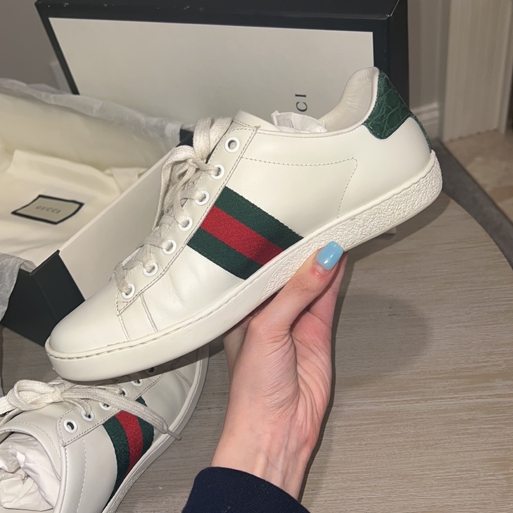 Gucci
Ace Leather Sneakers With Web Detail - Picture 7 of 10